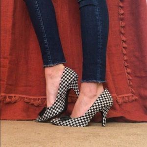 Apt. 9 houndstooth heels